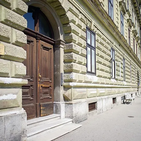 Erik Ljubljana