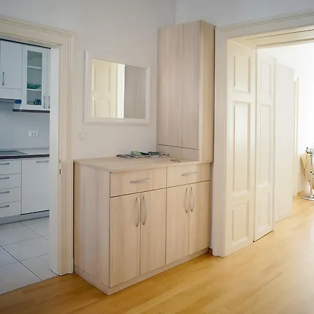Apartma Erik *